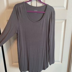 Logo long sleeve scoop neck layering shirt